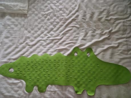 25ku_protismykova podlozka do vane,