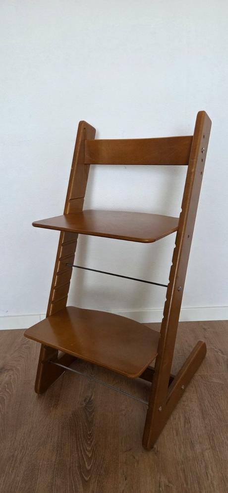 Jitro stolicka rastova, 