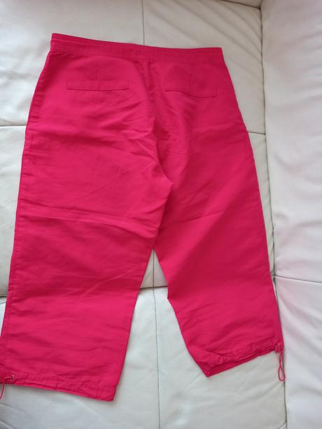 Ružové trojštvrťové nohavice, 36