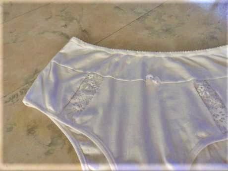 Luxusné vyššie nohavičky, xl