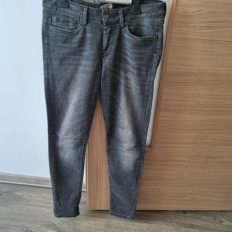 Dámske rifle, pepe jeans,m