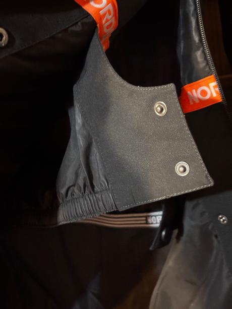 Lyžiarska a snowboardova bunda, nordblanc,s