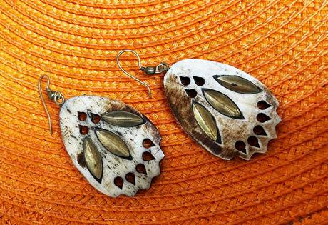 Prírodné kostené náušnice, 