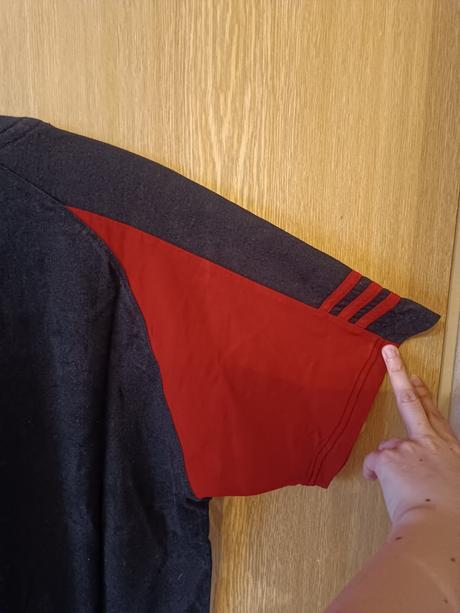 Adidas čierno-červené športové tričko, adidas,l