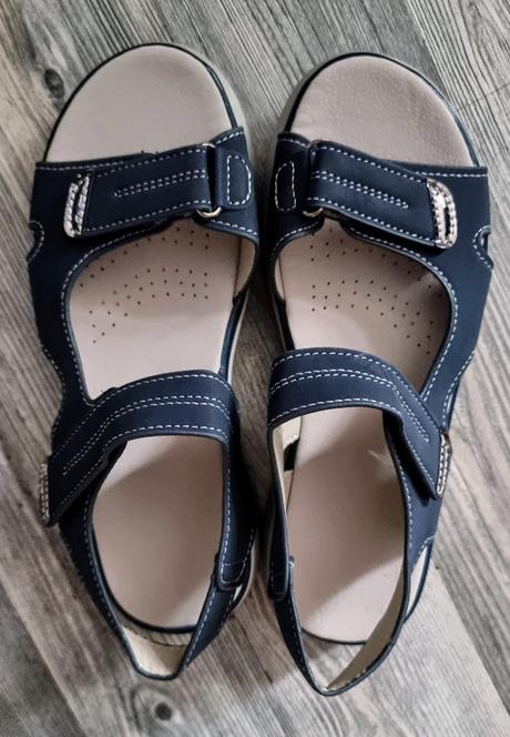 Sandále veľmi pohodlné č.38 nové, 38