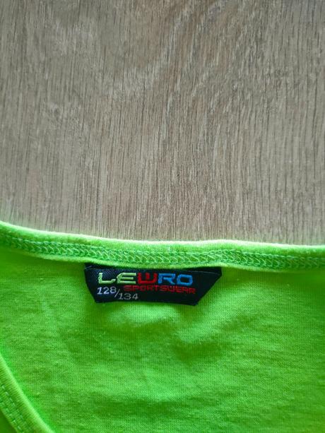 Tielko zn.lewro, veľ.128-134, lewro,128