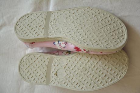 Cvičky s potlačou, baťa,26