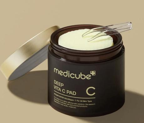 Medicube - rozjasnujúce tampóny s vitamínom c, 