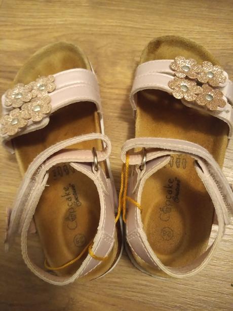 Sandale v 28, cupcake,28