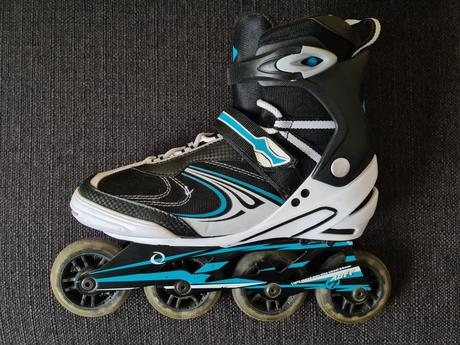 Kolieskové korčule, 42