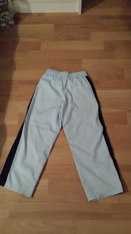 Sustakove nohavice, nike,116