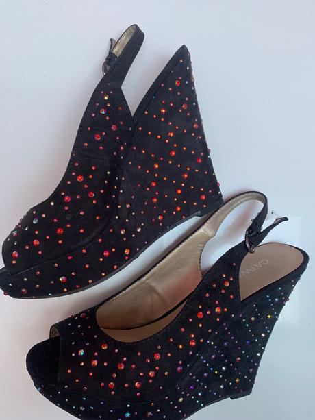 Sandálky s kamienkami, 37