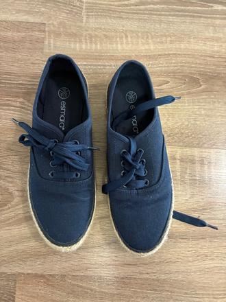 Plátené tenisky, 38