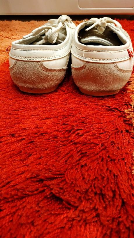 Tenisky, authority,35