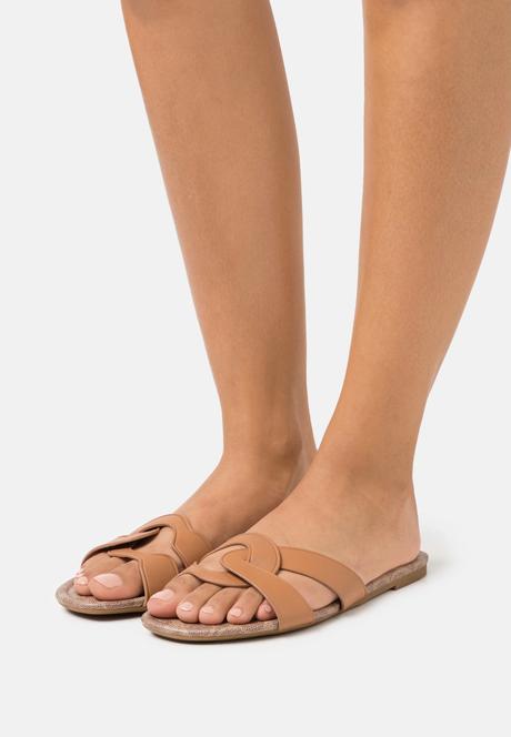 Šľapky coach essie natural, 35