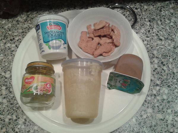 Pomôžete s jedálničkom 21 mesačného sondovaného dieťaťa?