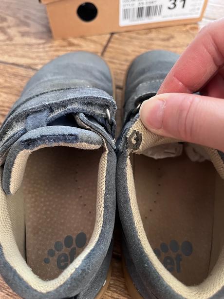 Ef barefoot brock 31, 31