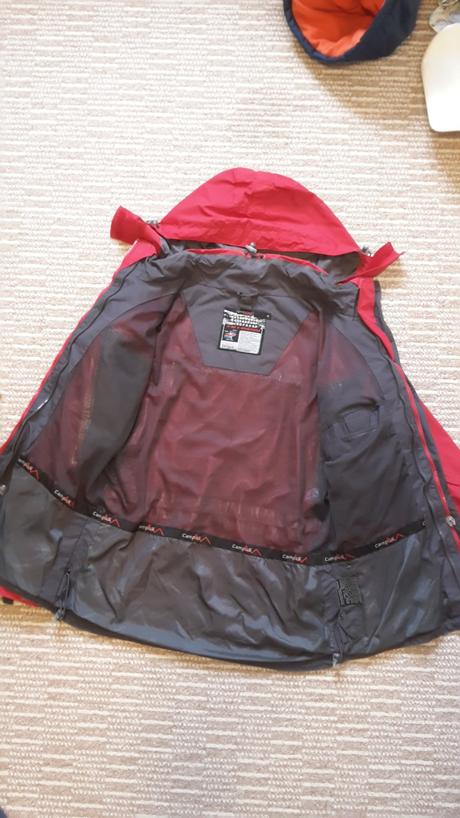 Damska outoorova bunda zn. campus, m