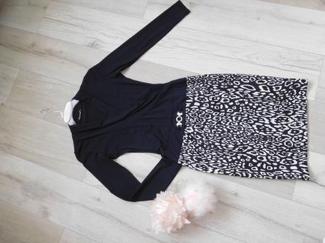 Šaty čierno biele  36/38v,, 36