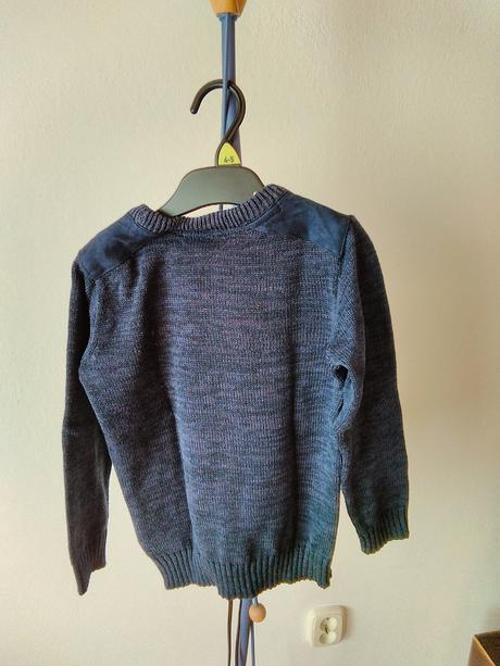 Svetrik 98/104, lupilu,104