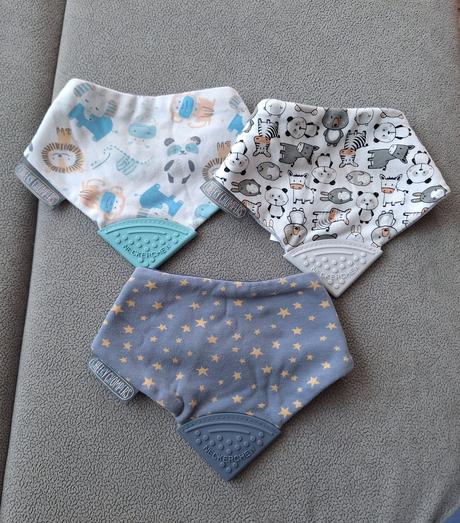 3x slinták s hryzadlom cheeky chompers, 