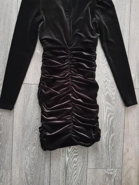 Spolocenske zamatove saty amisu, amisu,xs