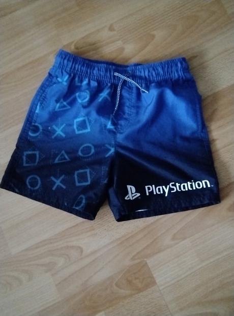 Plavecké šortky, 134