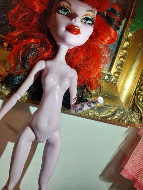 Operetta, monster high, 