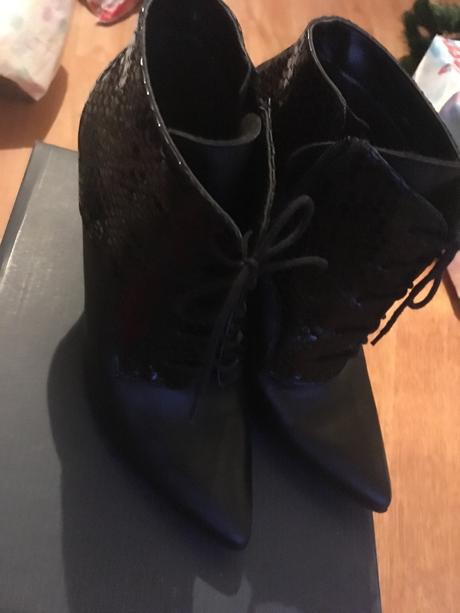 Čižmičky baldowski, 37