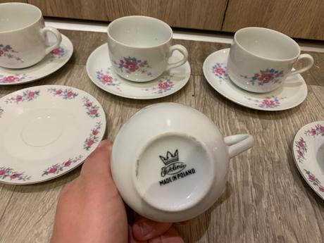 Set šálok jarolina, 