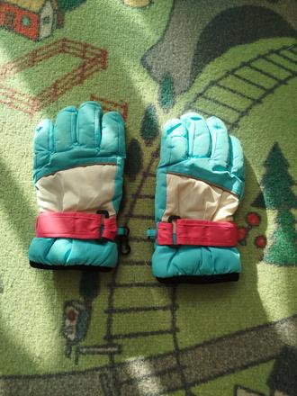 Lyžiarske rukavice, 122