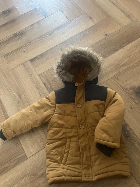Zimná bunda, 104