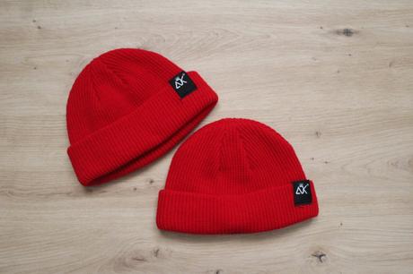 Červená skull čiapka,