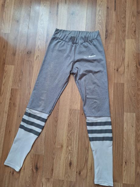 Športové legíny, s