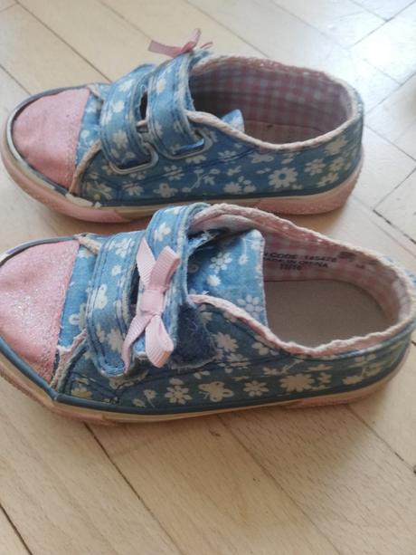 Tramky, young dimension,24