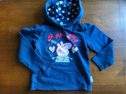 Krasna mikina, tu,92