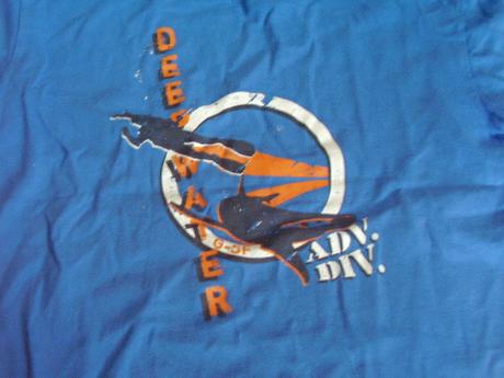 Značkove moderne chalancke tričko gap na 6-7 rok., gap,122