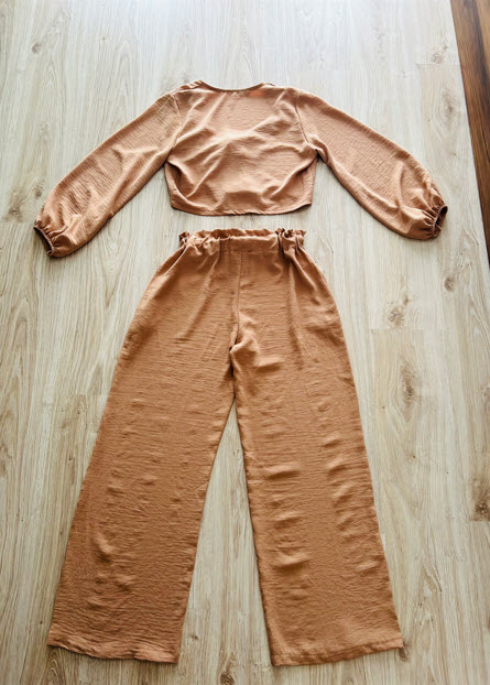 Štýlový komplet značky erika fashion,