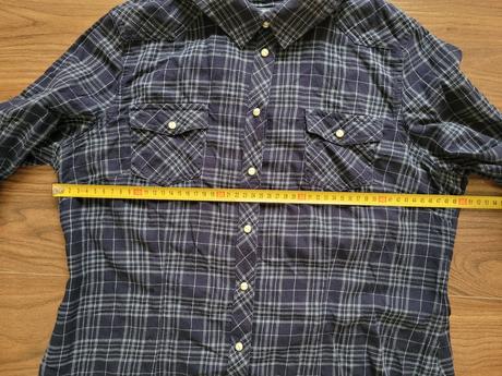 Tmavomodrá košeľa, cherokee,42