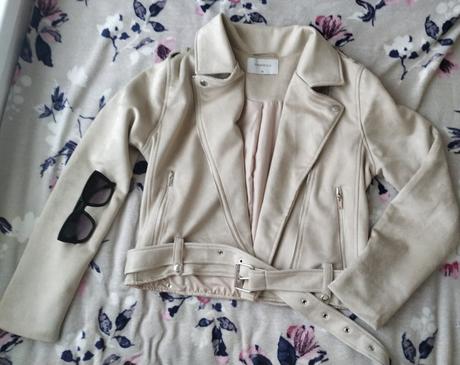 Štýlová biker bunda v béžovej farbe veľ.38, 38