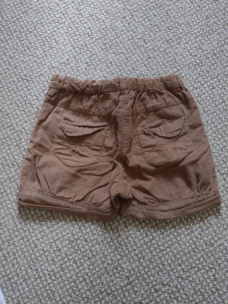 Dievčenské menčestrové kraťasky, 92