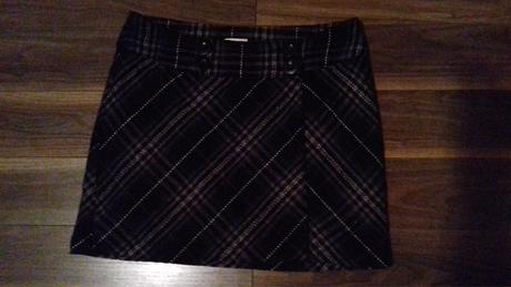 Sukna street one, 36