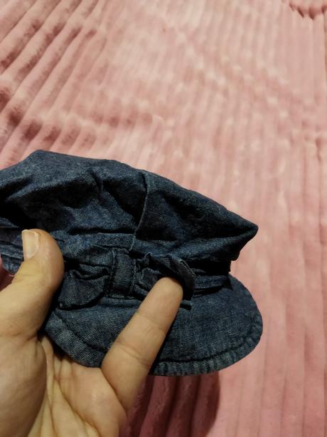 Baretka s maslickou, f&f,68