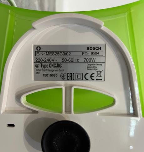 Odšťavovač bosch mes25g0 700w, bosch