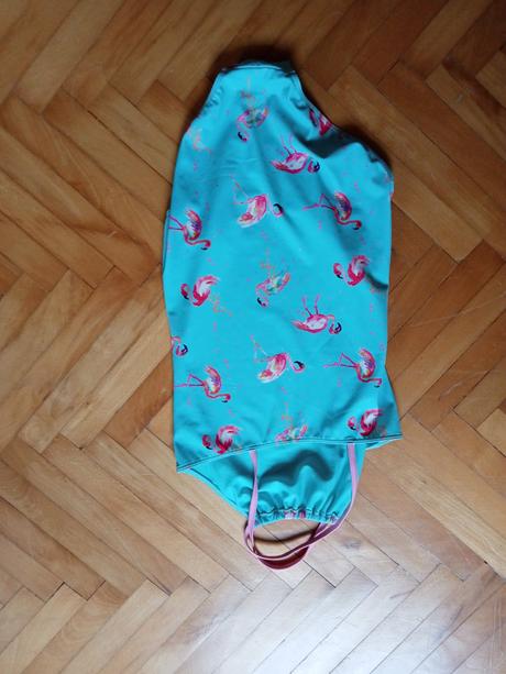 Dievčenské plavky, m