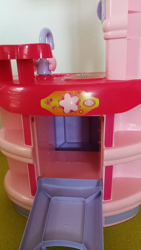 Barbie kuchynka s príslušenstvom,