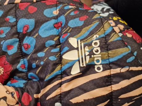 Adidas bunda, adidas,s