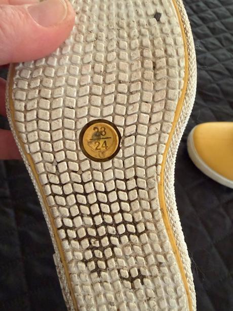 Pekne detske gumaciky 23/24, 23