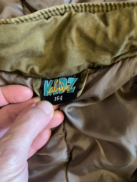 Fesacka zimna vetrovka, alive,164