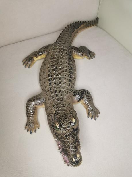 Realistický aligátor, 